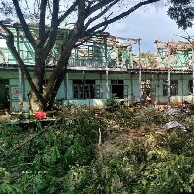 အကြမ်းဖက်စစ်တပ်လက်ချက်နဲ့ ၅ နှစ်ကျော်အတွင်း စာသင်ကျောင်း ၂၅၀ ကျော် ဗုံးကြဲခံရ၊ ကျောင်း သား/သူ နဲ့ ဆရ
